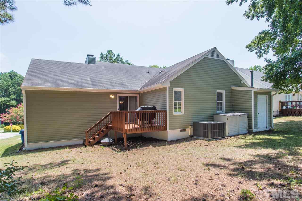 2213 Havering Place Raleigh, NC 27604 - Photo 3 of 30