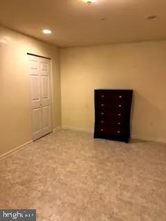 $1,400 | 10739 Constitution Drive, Waldorf, MD 20603