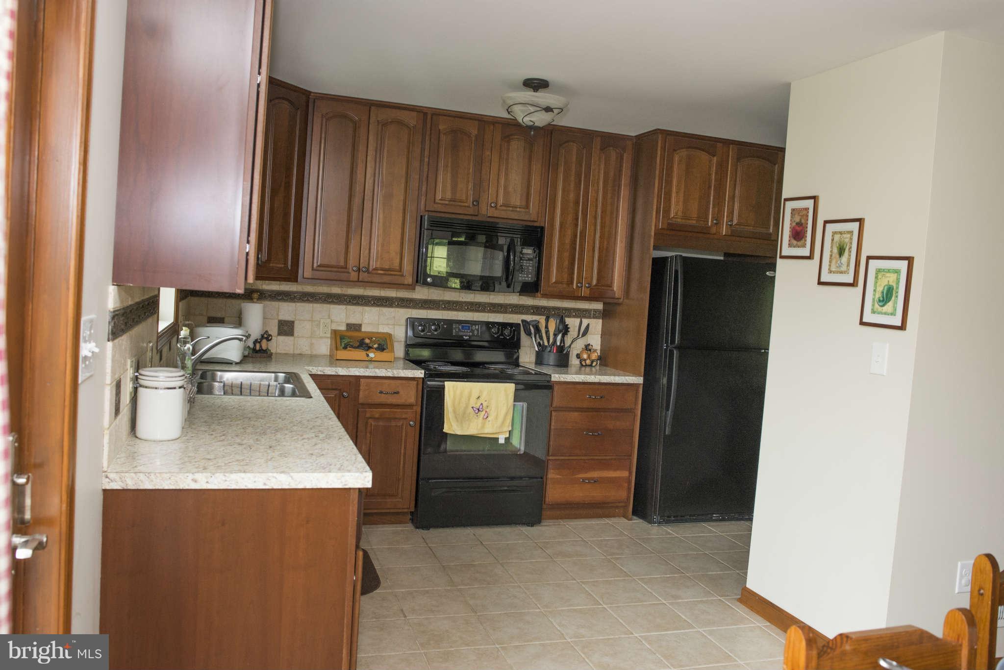 11200 Big Pool Road Big Pool, MD 21711 - Photo 5 of 17 Kitchen