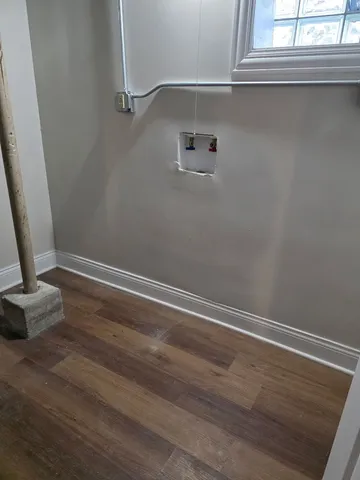 a view of a window in a room