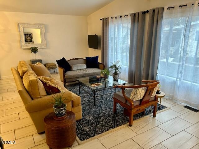 250 East Telegraph Road, Unit 306 Fillmore, CA 93015 - Photo 21 of 54 Living Room-2