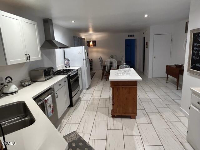 250 East Telegraph Road, Unit 306 Fillmore, CA 93015 - Photo 31 of 54 Kitchen-5