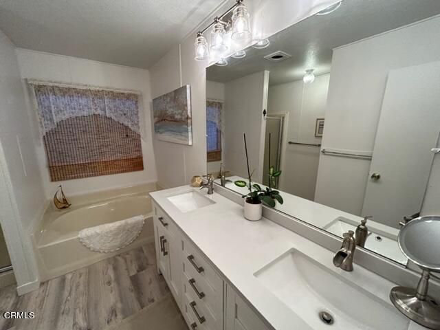 250 East Telegraph Road, Unit 306 Fillmore, CA 93015 - Photo 42 of 54 Primary Bath
