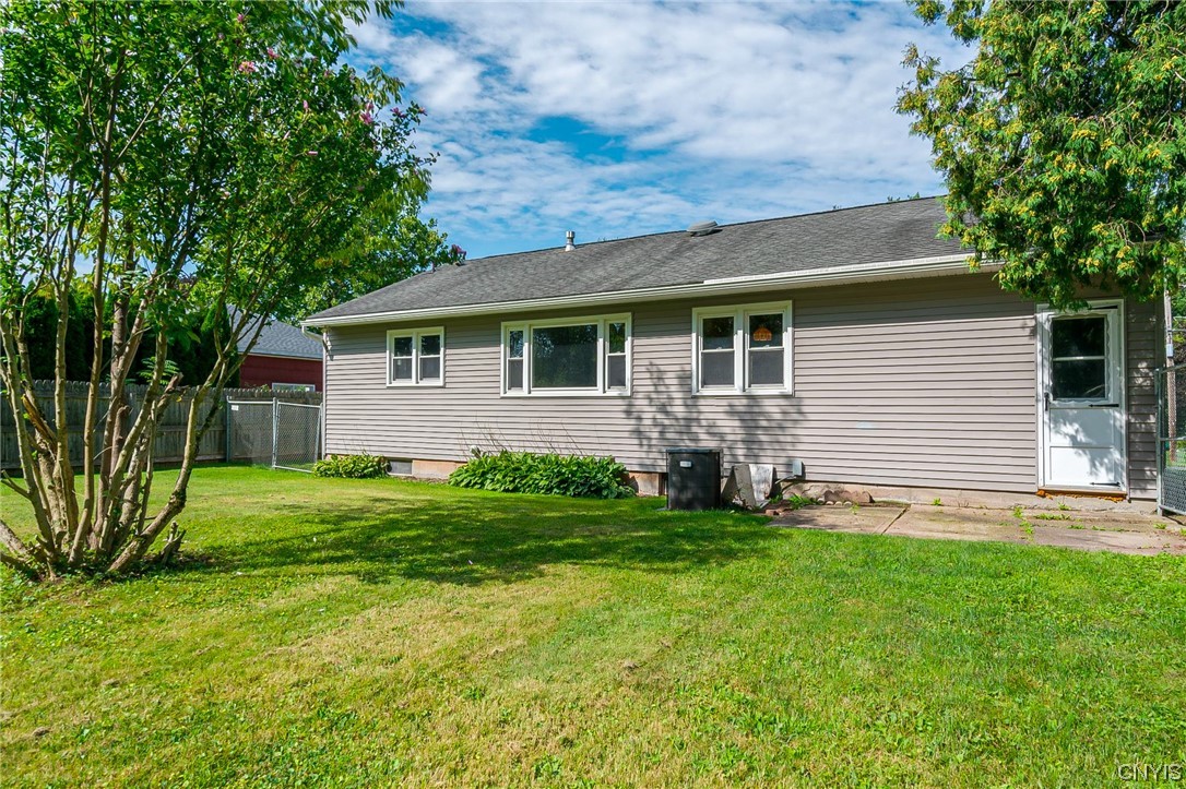 12 Gettman Drive Lysander, NY 13027 - Photo 6 of 29