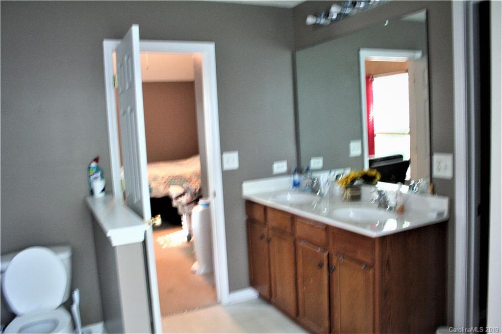 9 Riverside Street Lowell, NC 28098 - Photo 18 of 20 Gallery Image 18
