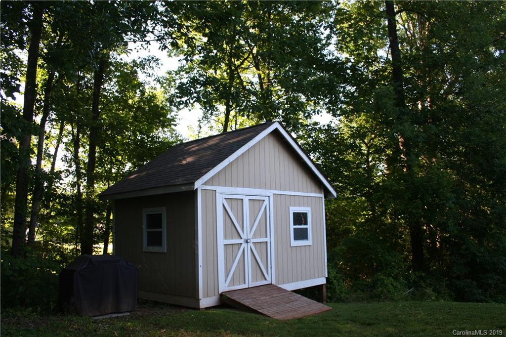 9 Riverside Street Lowell, NC 28098 - Photo 19 of 20 Gallery Image 19