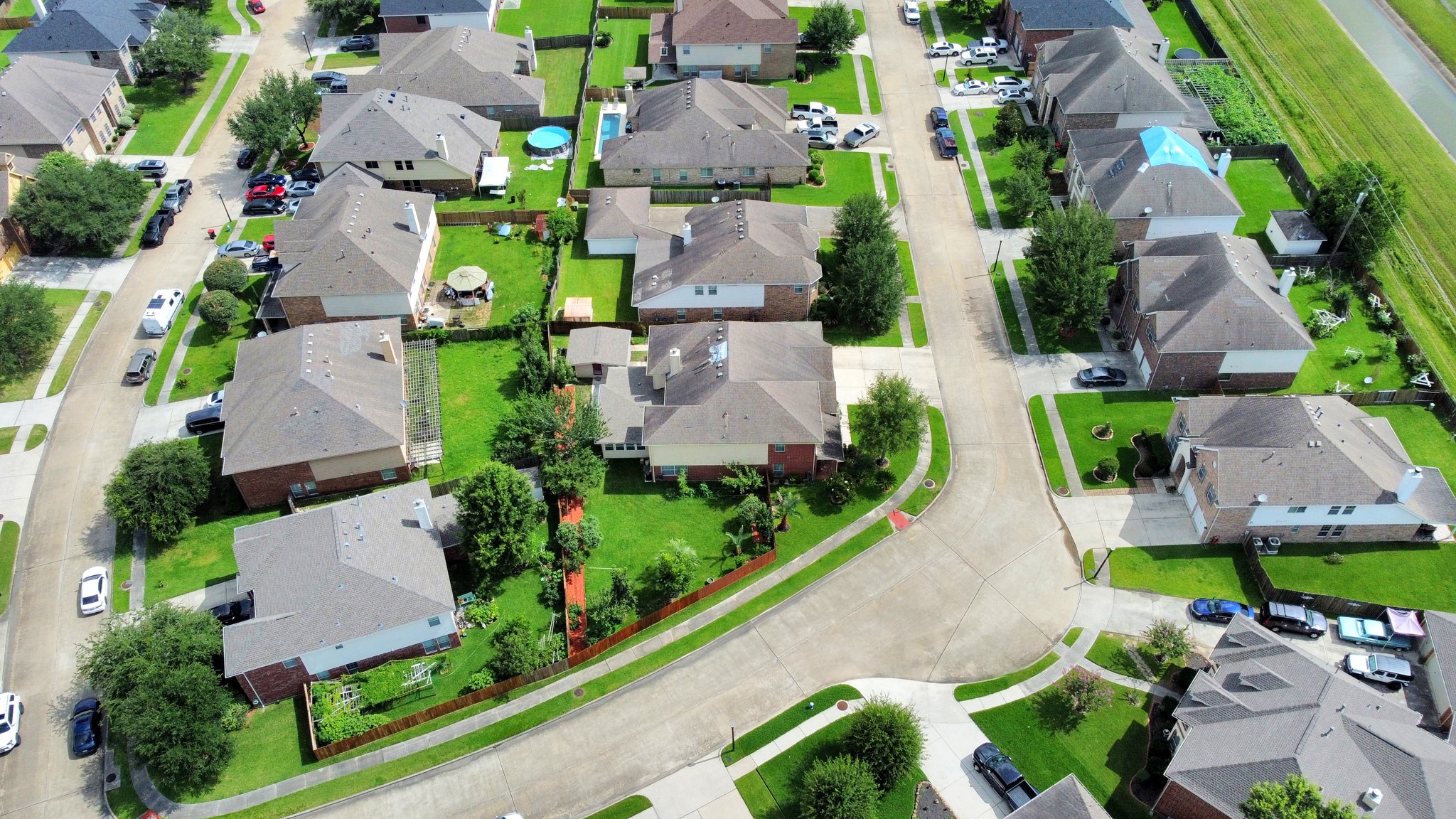 6803 Chapelfield Lane Houston, TX 77049 - Photo 41 of 50 an aerial view of a house with garden space and street view