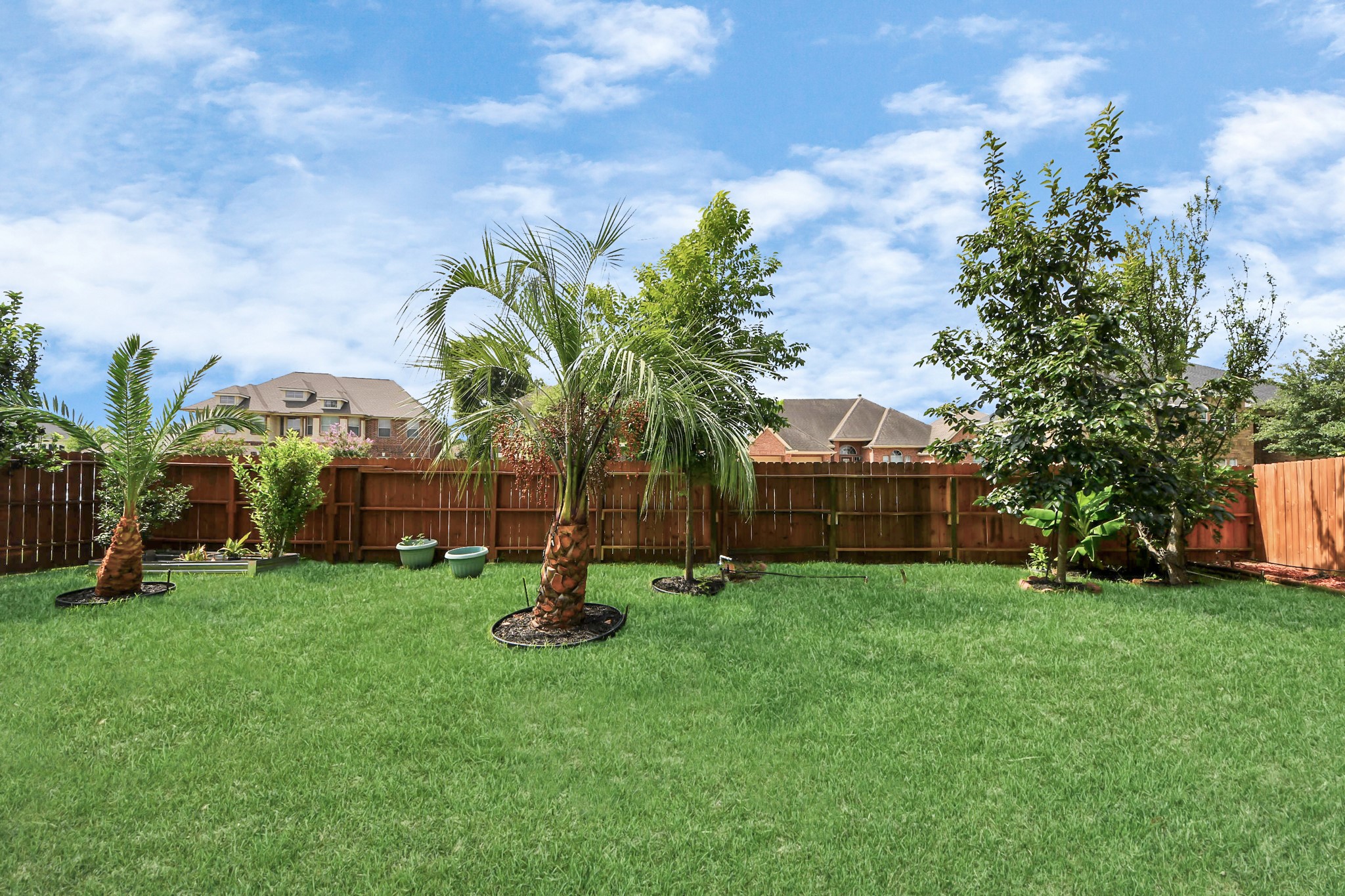6803 Chapelfield Lane Houston, TX 77049 - Photo 46 of 50 a view of a park with a houses