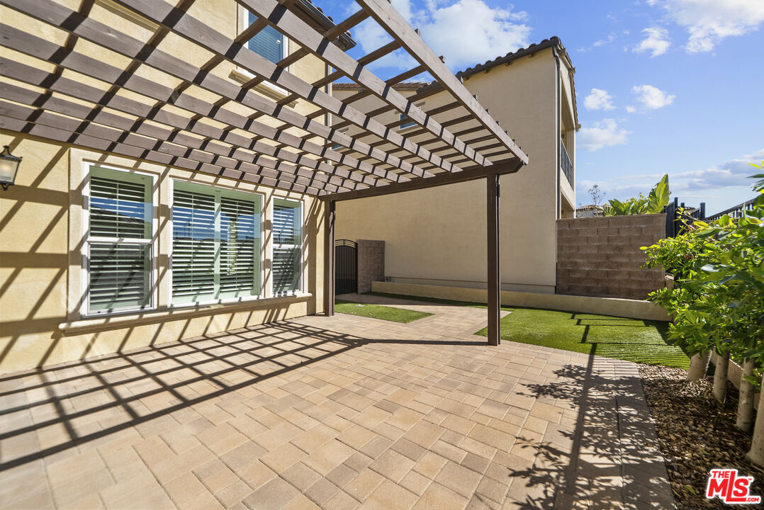 20736 Spruce Circle Porter Ranch, CA 91326 - Photo 22 of 50