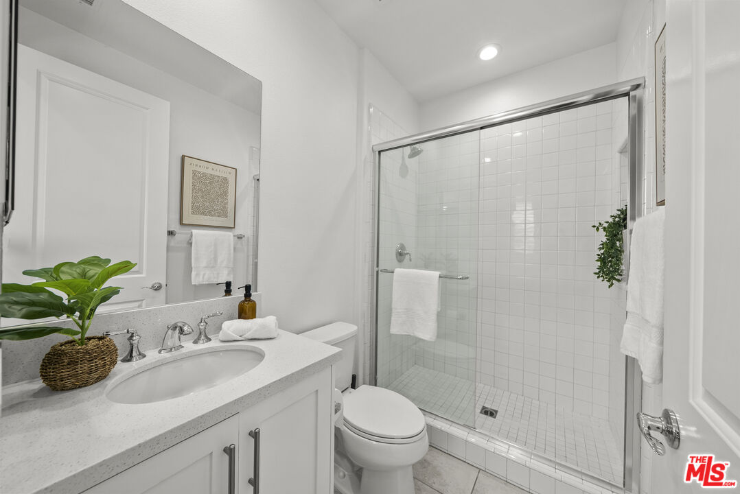 20736 Spruce Circle Porter Ranch, CA 91326 - Photo 27 of 50