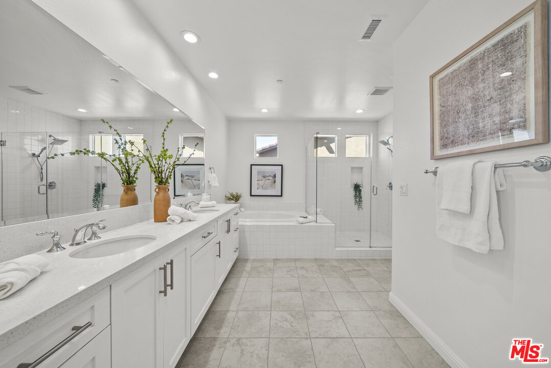 20736 Spruce Circle Porter Ranch, CA 91326 - Photo 33 of 50