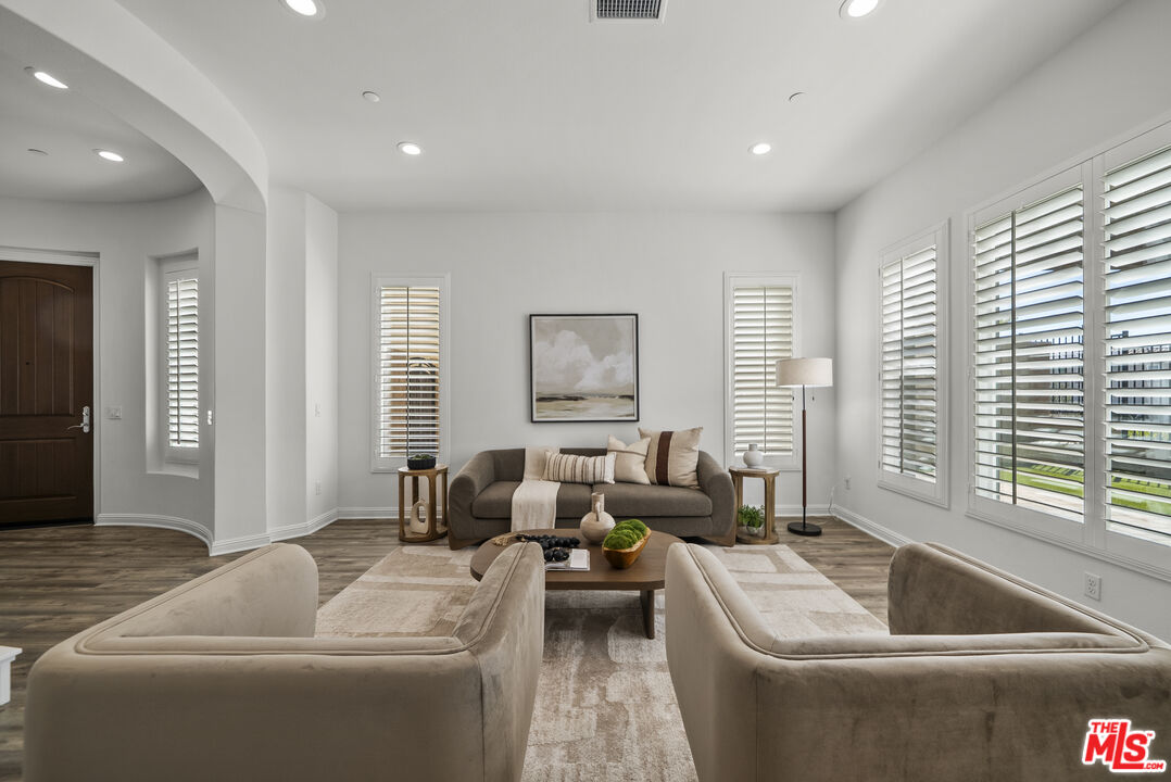 20736 Spruce Circle Porter Ranch, CA 91326 - Photo 5 of 50