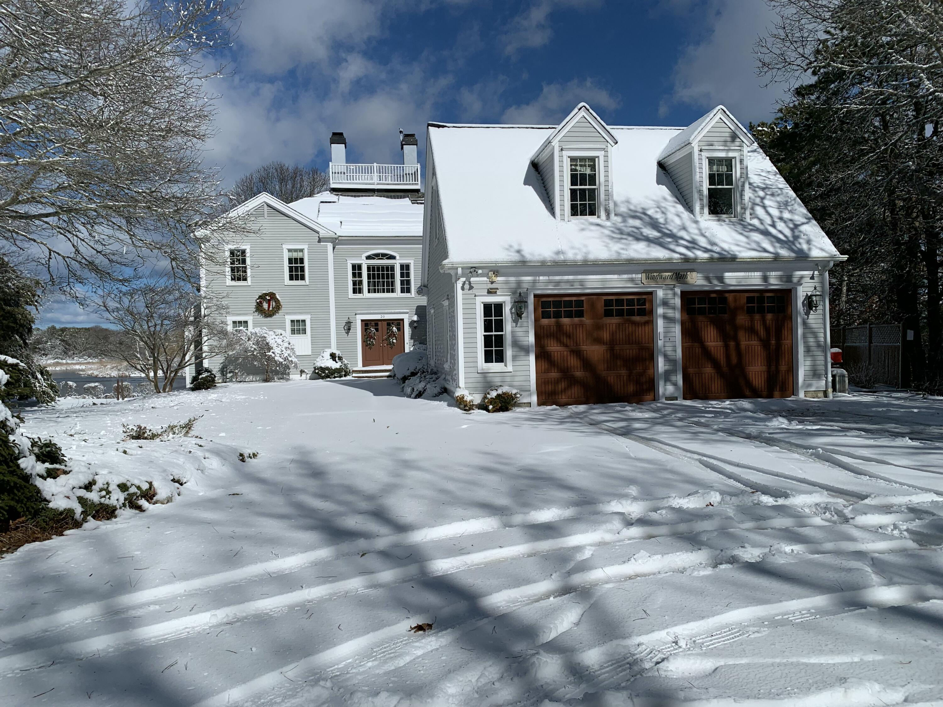 20 Stanley Place Hyannis, MA 02601 - Photo 36 of 37 a view of a white house