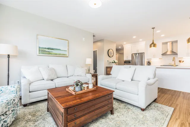 $1,175,000 | 99 Foundry Place, Unit 310, Portsmouth, NH 03801