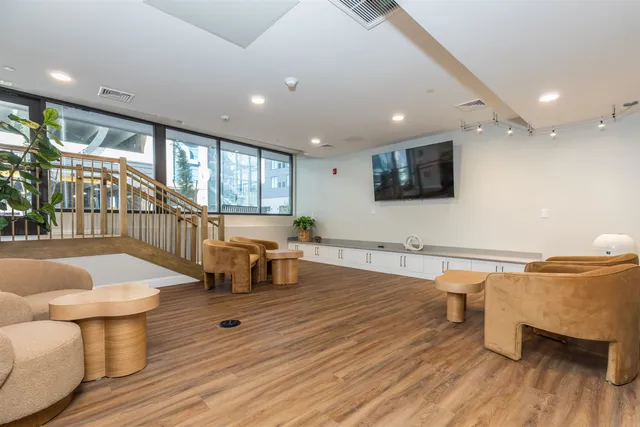 $1,175,000 | 99 Foundry Place, Unit 310, Portsmouth, NH 03801