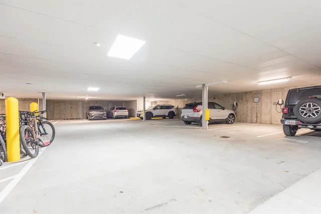 $1,175,000 | 99 Foundry Place, Unit 310, Portsmouth, NH 03801