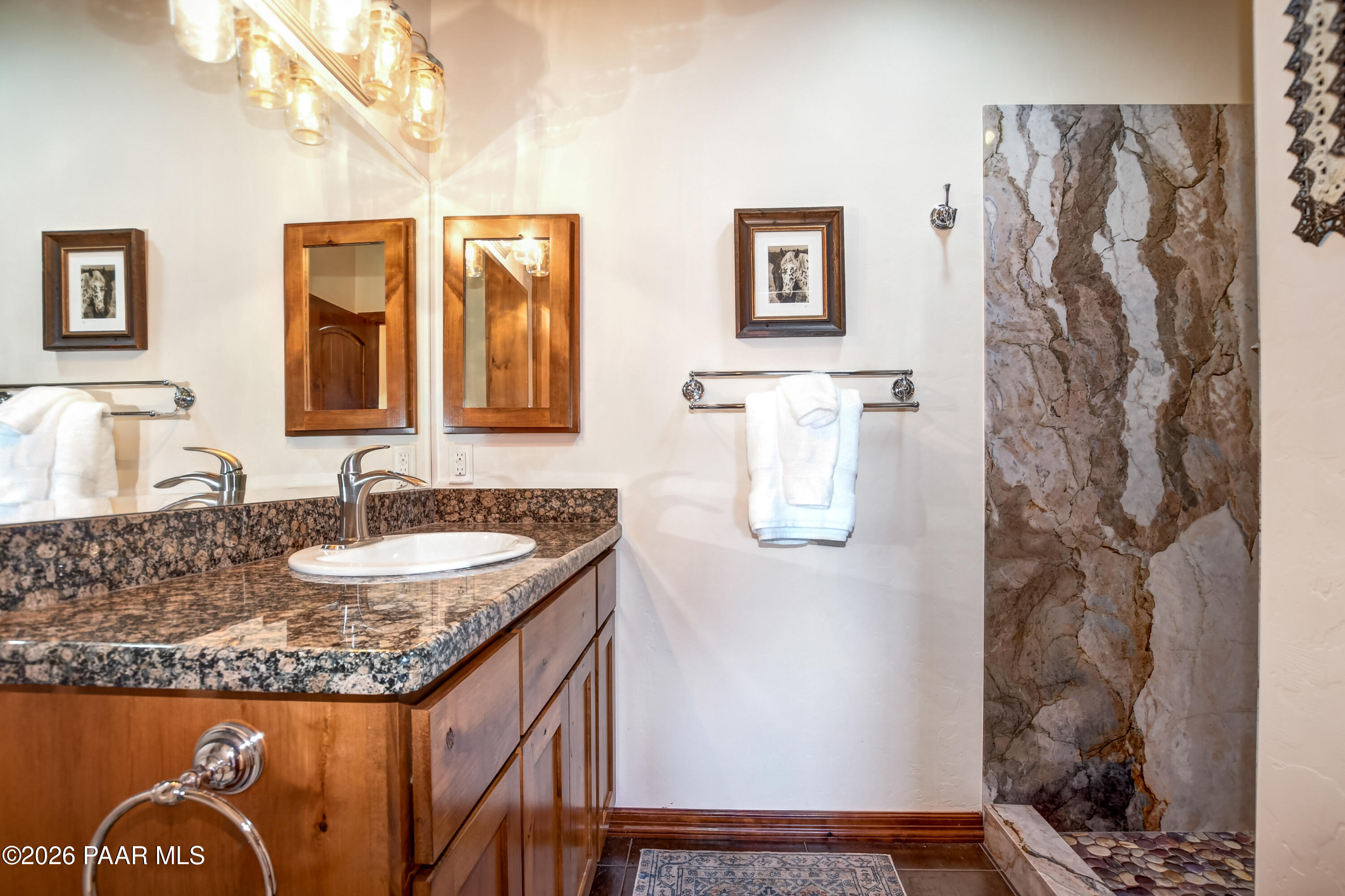 20202 North Las Vegas Road Prescott, AZ 86305 - Photo 65 of 93 Guest House Primary Bathroom 1