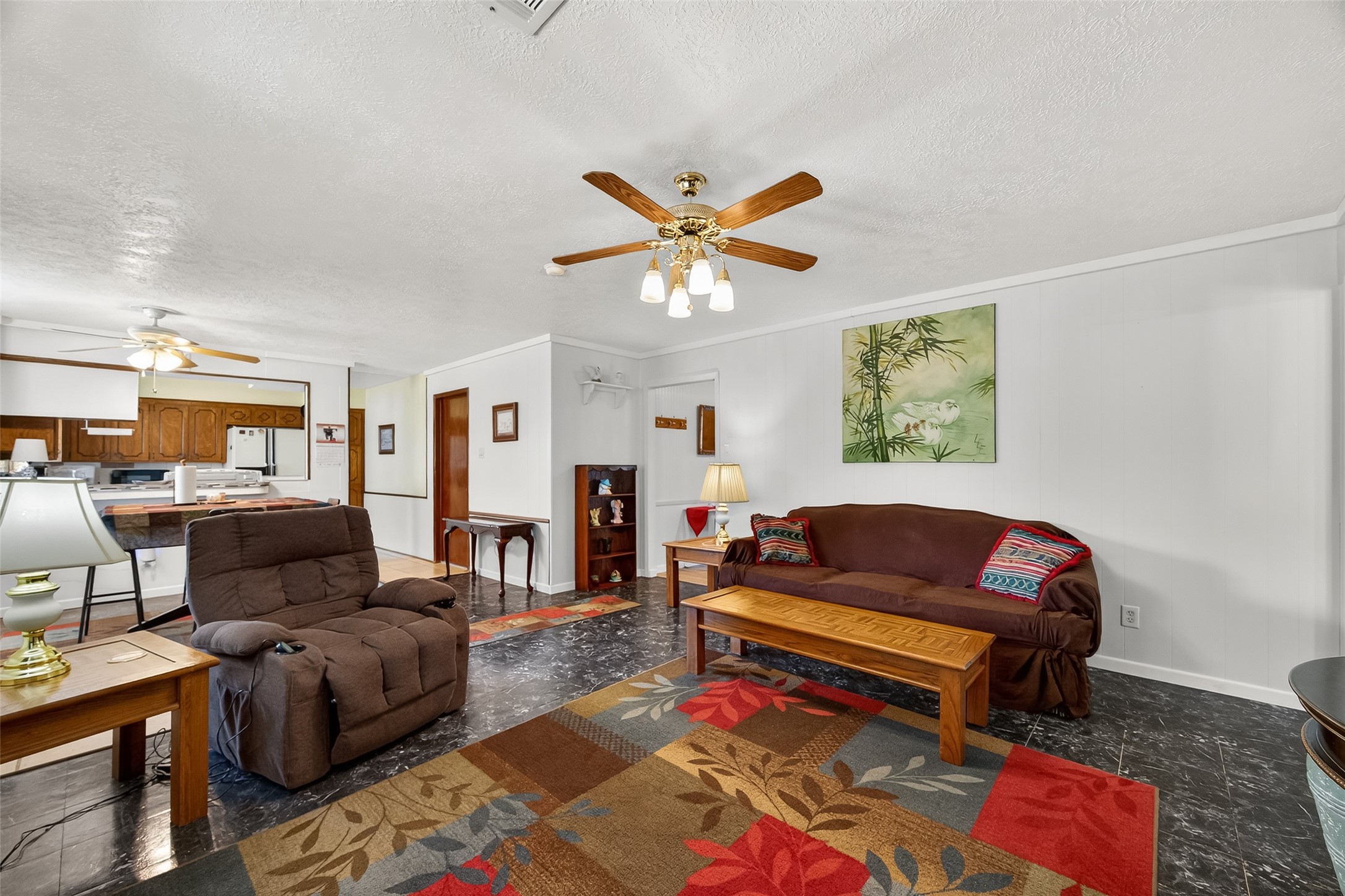 4802 Mistletoe Road Pasadena, TX 77505 - Photo 13 of 41 a living room with furniture and a rug