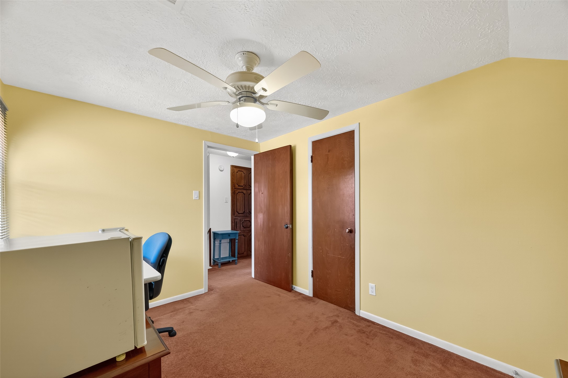 4802 Mistletoe Road Pasadena, TX 77505 - Photo 24 of 41 a view of an empty room with a window
