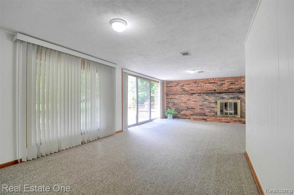 483 Willow Tree Lane Rochester Hills, MI 48306 - Photo 40 of 47