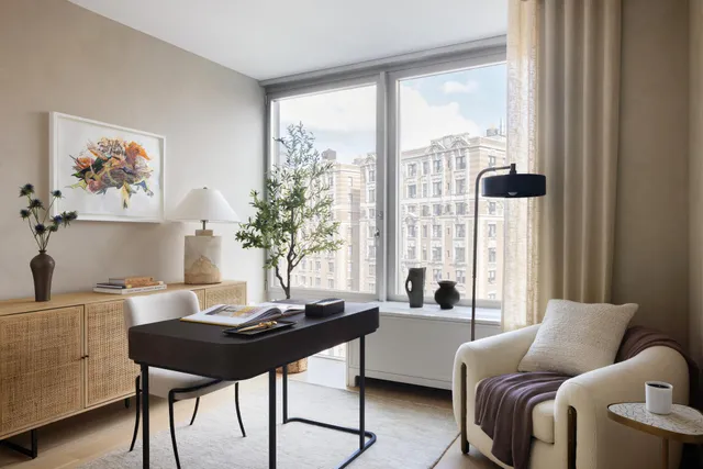 $6,495,000 | 212 West 72nd Street, Unit 9H | Upper West Side