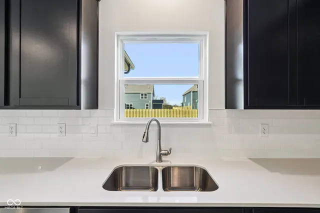 $474,900 | 2586 Kingman Drive, Whitestown, IN 46075