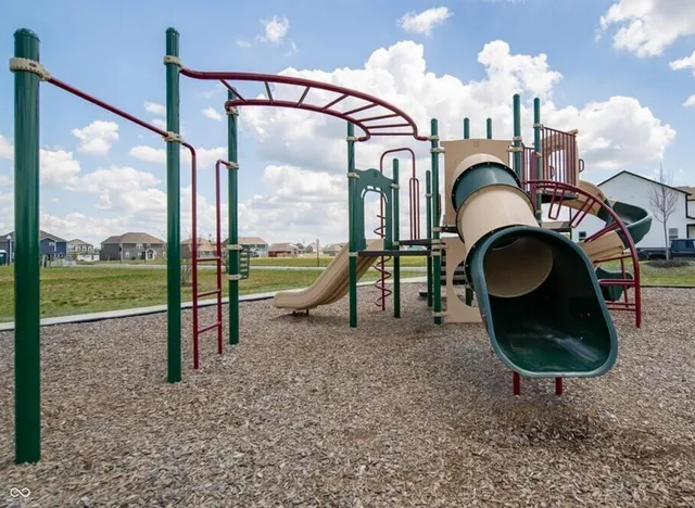 $474,900 | 2586 Kingman Drive, Whitestown, IN 46075