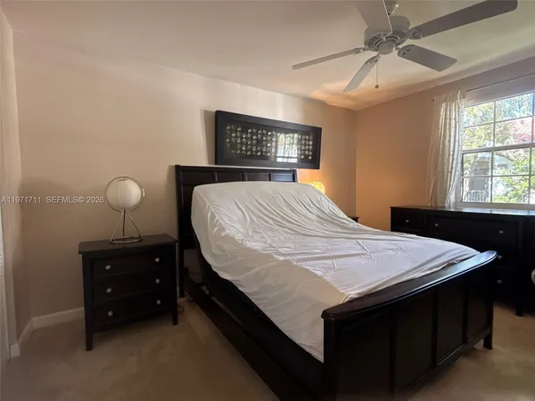 $2,600 | 402 Southwest 158th Terrace, Unit 201, Pembroke Pines, FL 33027