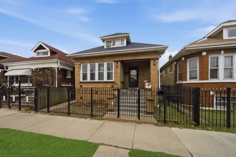 $249,900 | 5942 South California Avenue, Chicago, IL 60629