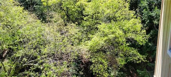 $2,200 | 389 Dorn Drive, Crestline, CA 92325