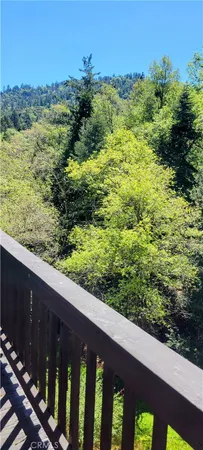 $2,200 | 389 Dorn Drive, Crestline, CA 92325