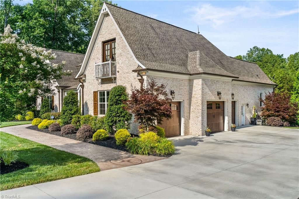 6323 Nesting Way Oak Ridge, NC 27310 - Photo 5 of 50