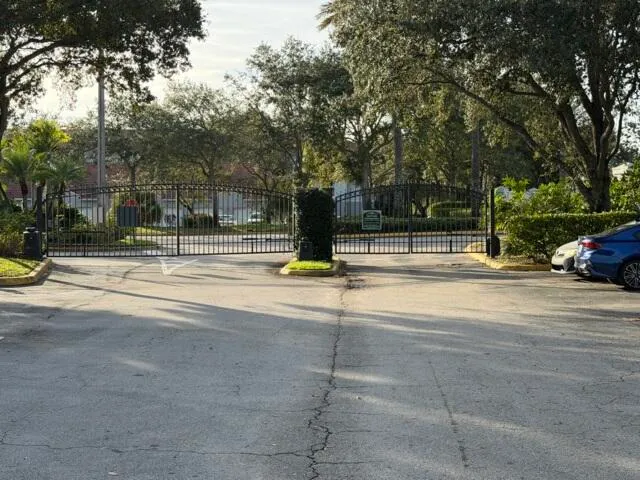 $2,100 | 5016 Lantana Road, Unit 1103, Lake Worth, FL 33463