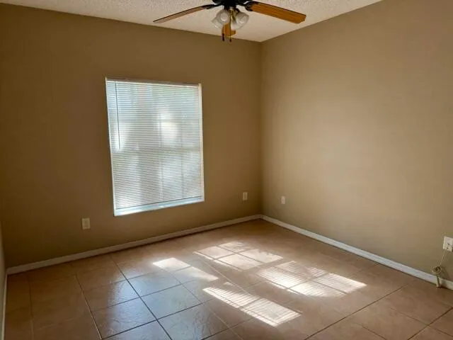 $2,100 | 5016 Lantana Road, Unit 1103, Lake Worth, FL 33463