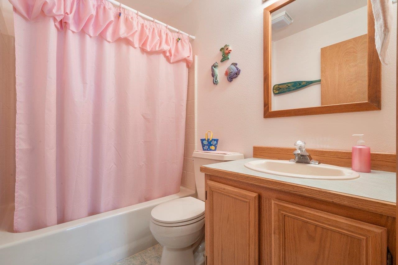 46247 Larson Beach Road Loon Lake, WA 99148 - Photo 11 of 25