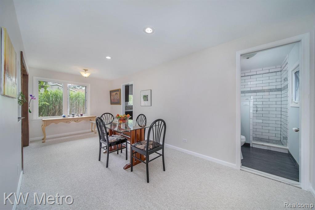 2864 Grant Road Rochester Hills, MI 48309 - Photo 6 of 39