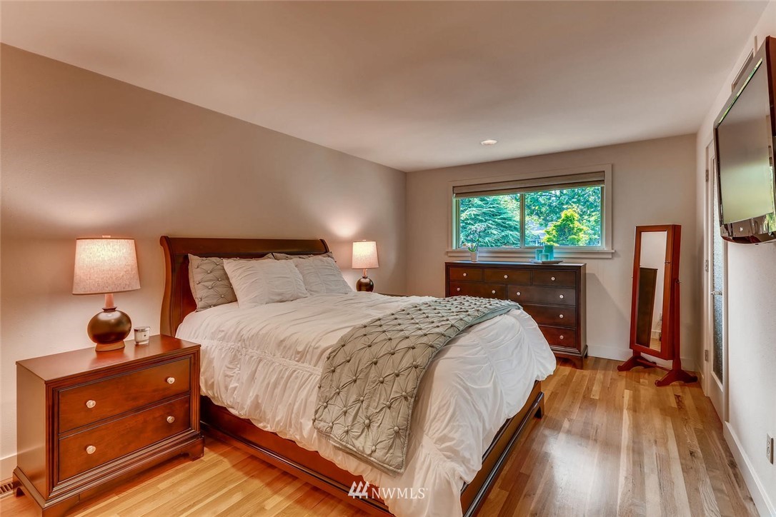 13837 Southeast 142nd Street Renton, WA 98059 - Photo 17 of 25
