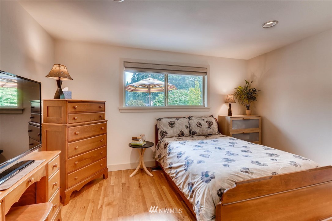 13837 Southeast 142nd Street Renton, WA 98059 - Photo 19 of 25