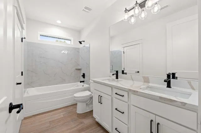 $749,900 | 85 Laurie Drive Northeast, Fort Walton Beach, FL 32548