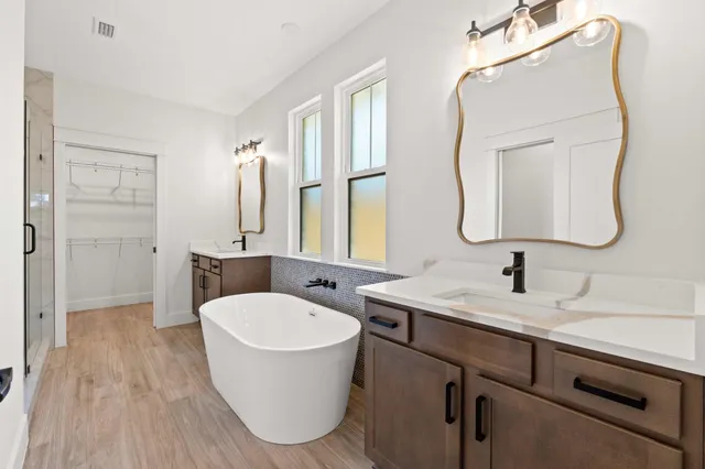 $749,900 | 85 Laurie Drive Northeast, Fort Walton Beach, FL 32548