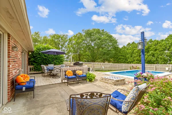 $549,900 | 7020 Oakbay Drive, Noblesville, IN 46062