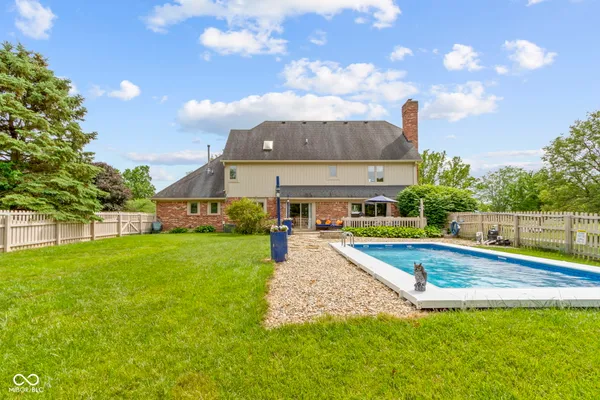 $549,900 | 7020 Oakbay Drive, Noblesville, IN 46062