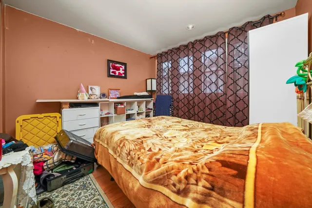 $425,000 | 9628 Keystone Avenue, Skokie, IL 60076