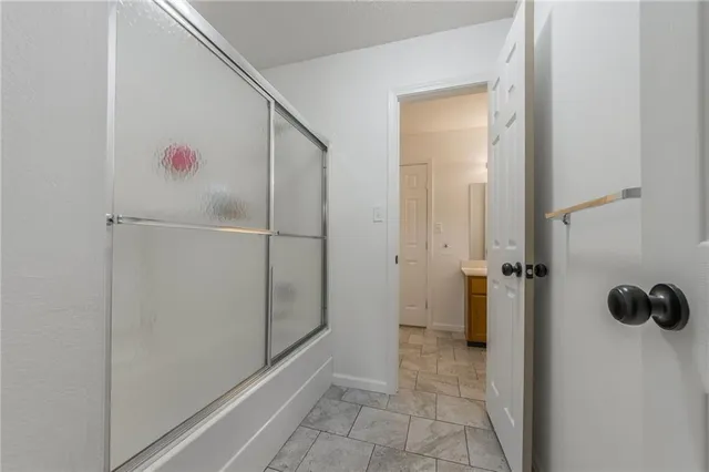 $185,000 | 408 Northeast 6th Street, Unit C, Blue Springs, MO 64014