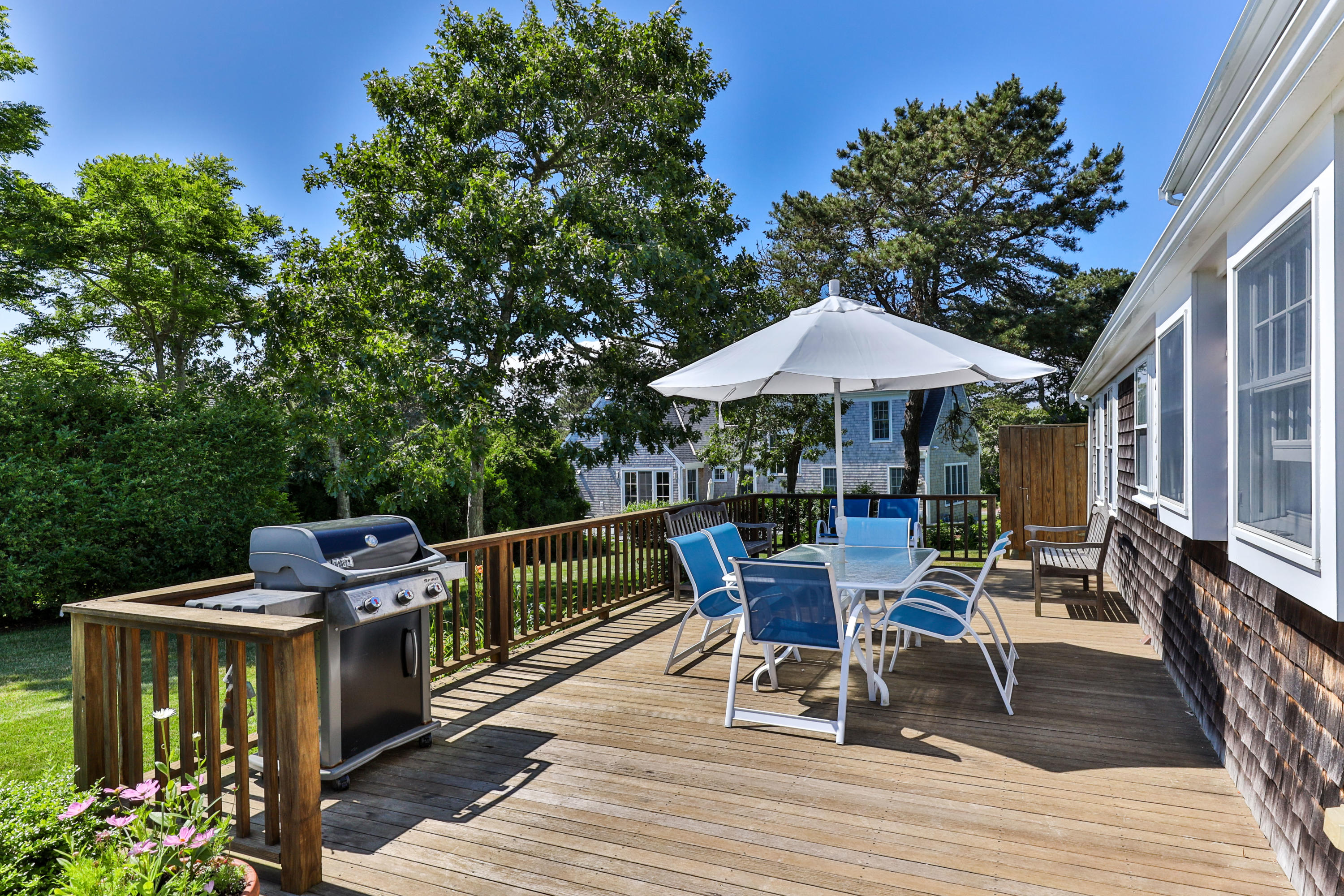 32 Pine Grove Road Chatham, MA 02633 - Photo 38 of 40 32PinLR-51