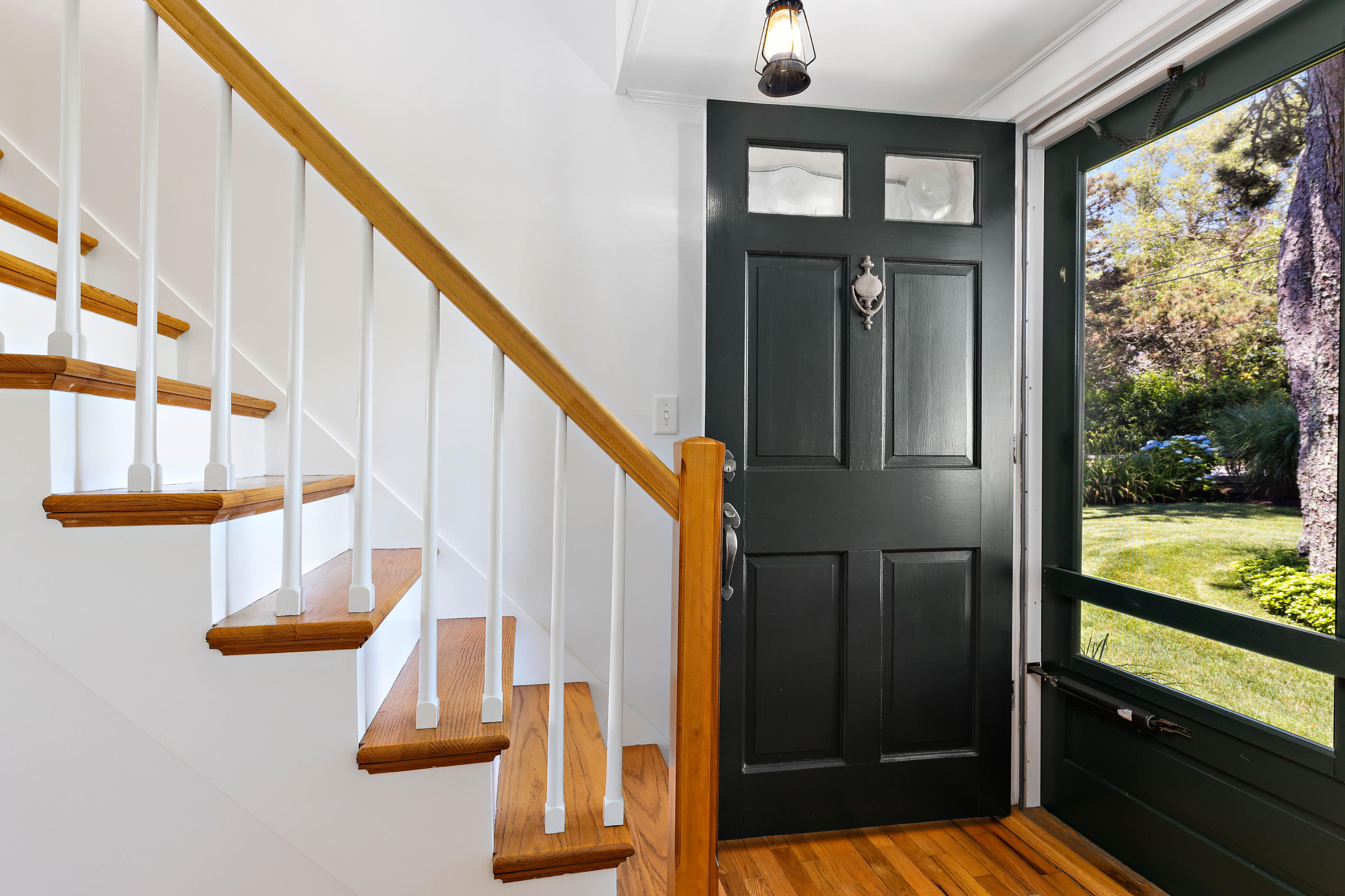 32 Pine Grove Road Chatham, MA 02633 - Photo 4 of 40 32PinLR-7