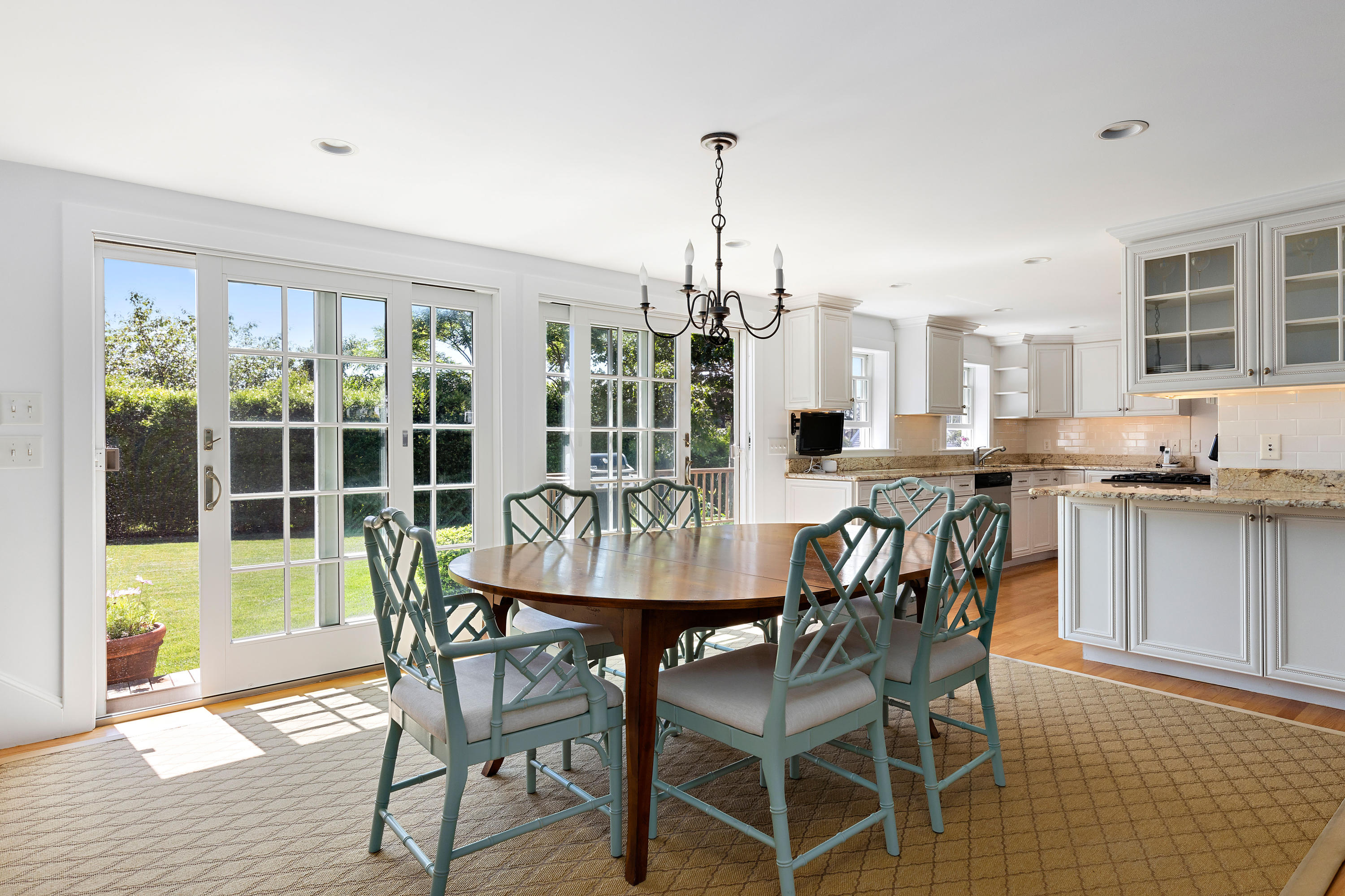 32 Pine Grove Road Chatham, MA 02633 - Photo 10 of 40 32PinLR-13