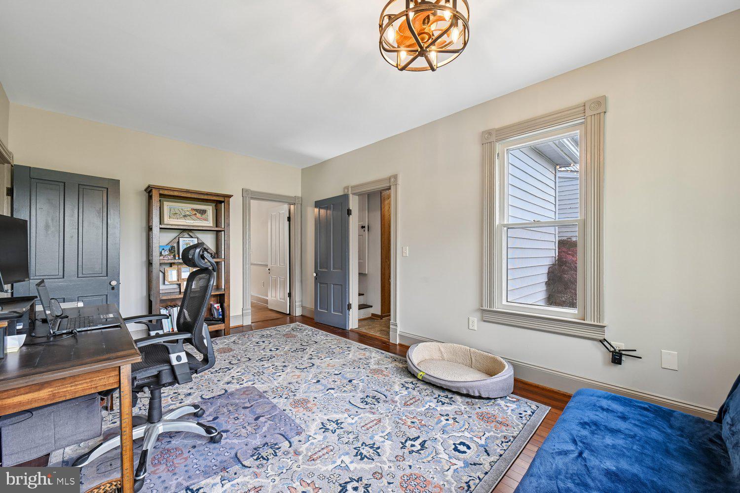 17401 Milltown Landing Road Brandywine, MD 20613 - Photo 28 of 96 a room with furniture and a window