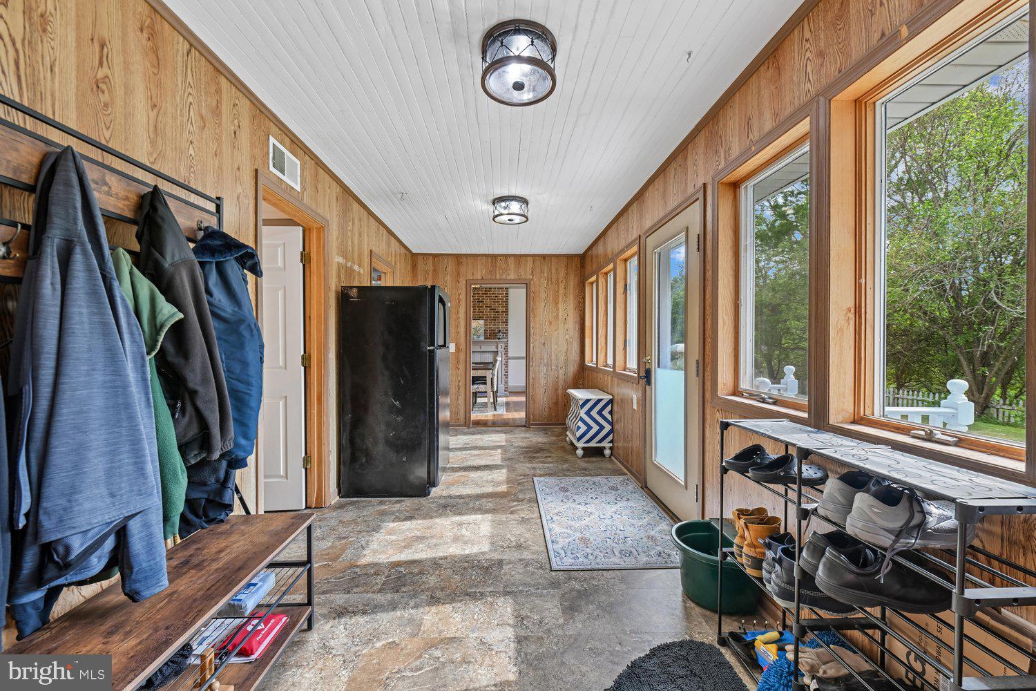 17401 Milltown Landing Road Brandywine, MD 20613 - Photo 31 of 96 a view of walk in closet with clothes and shoes