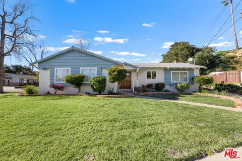 $1,295,000 | 9413 La Reina Place, Tujunga, CA 91042